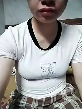 Snapshot of Mie_rose chatting on 03-01-26, 01:35 Mie rose online show from 03-01-26, 01:35