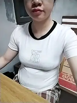 Snapshot of Mie_rose chatting on 03-02-26, 06:58 Mie rose online show from 03-02-26, 06:58