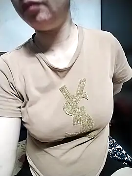 Snapshot of Mie_rose chatting on 03-12-26, 11:27 Mie rose online show from 03-12-26, 11:27