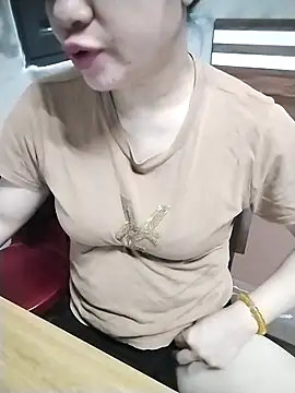 Snapshot of Mie_rose chatting on 04-06-26, 12:41 Mie rose online show from 04-06-26, 12:41