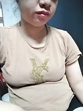 Snapshot of Mie_rose chatting on 04-07-26, 01:55 Mie rose online show from 04-07-26, 01:55