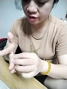 Snapshot of Mie_rose chatting on 04-08-26, 07:30 Mie rose online show from 04-08-26, 07:30