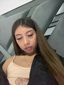 Sara-cooper2 online show from 03-25-26, 03:01