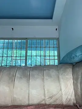 SophieD online show from 04-11-26, 12:42