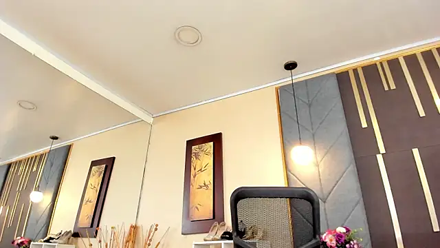 OliviGrace online show from 05-15-26, 09:22
