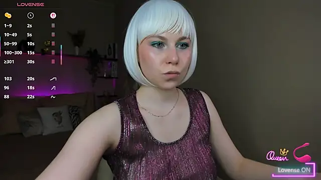 Snapshot of EvaCrosby chatting on 06-05-26, 02:34 EvaCrosby online show from 06-05-26, 02:34