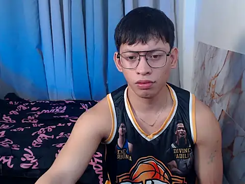 pinkcock froi2305 online show from 07-10-26, 11:02
