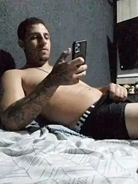 Snapshot of o-theus chatting on 02-04-26, 07:53 o-theus online show from 02-04-26, 07:53