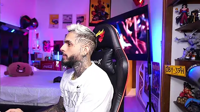 logan hugh8 online show from 03-09-26, 04:38