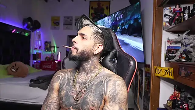 logan hugh8 online show from 03-24-26, 06:40