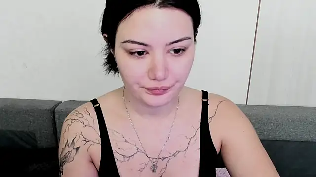 Snapshot of Dark_Moni chatting on 07-06-26, 02:08 Dark Moni online show from 07-06-26, 02:08