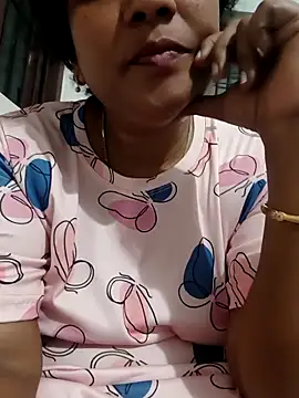 Aunty Boy 143 online show from 10-31-25, 06:09