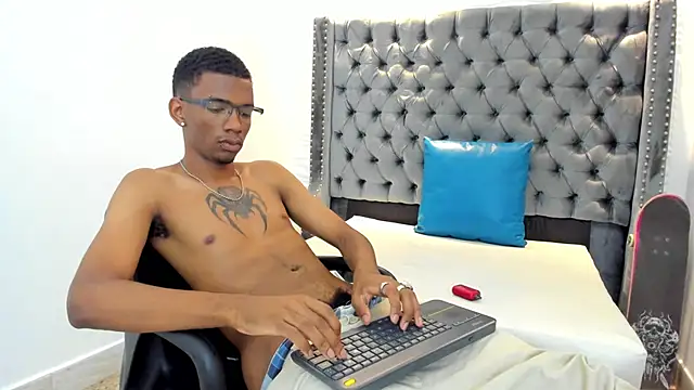 nero reyd online show from 12-16-25, 07:41