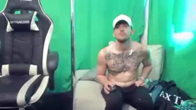 Robbin Bnks online show from 11-18-25, 02:54