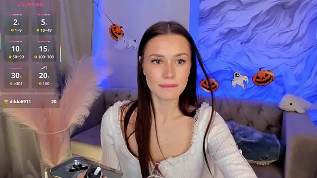 Aria Mila online show from 10-24-25, 11:28