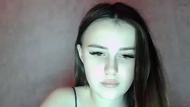 SweetLoraa online show from 03-25-26, 08:26