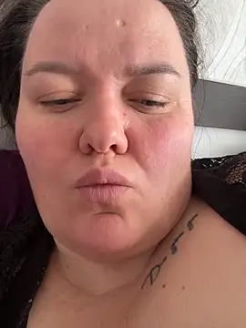 SunnyLeila2101 online show from 04-02-26, 11:19