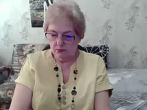 Renata62011 online show from 05-15-26, 12:12