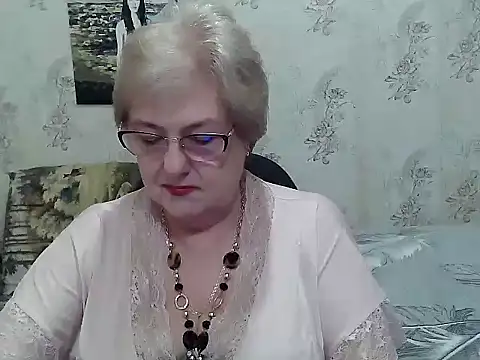 Renata62011 online show from 05-26-26, 12:45