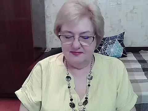 Renata62011 online show from 06-27-26, 01:50