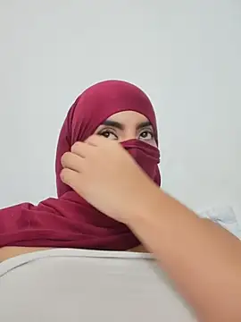 Jasmin hamdan online show from 07-18-26, 08:34