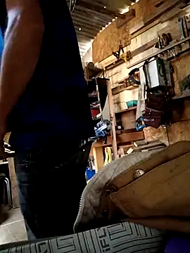 Canuseemeray online show from 12-19-25, 04:58