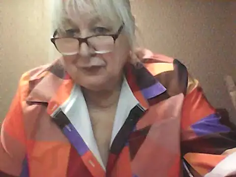 Alexia64231 online show from 12-22-25, 02:08