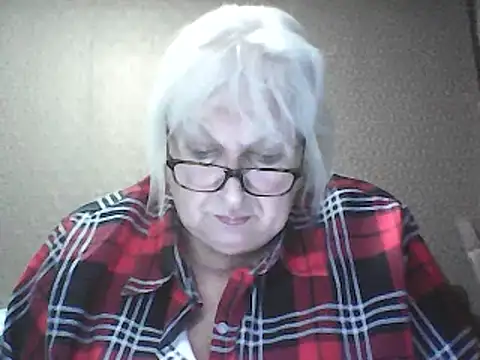 Alexia64231 online show from 01-09-26, 10:33