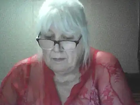 Alexia64231 online show from 05-02-26, 04:23