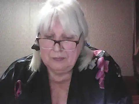 Alexia64231 online show from 05-03-26, 04:35