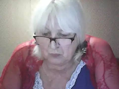 Alexia64231 online show from 05-10-26, 02:44
