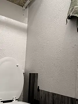 Snapshot of Julians26ne chatting on 03-13-26, 07:26 Julians26ne online show from 03-13-26, 07:26