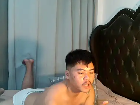 Snapshot of hot_emman chatting on 07-24-26, 06:22 hot emman online show from 07-24-26, 06:22