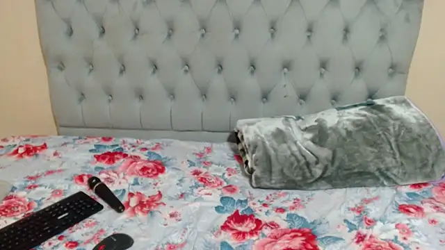 Snapshot of Babysex32 chatting on 02-06-26, 12:30 Babysex32 online show from 02-06-26, 12:30