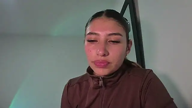 Snapshot of AriaBliss- chatting on 02-25-26, 12:20 AriaBliss- online show from 02-25-26, 12:20