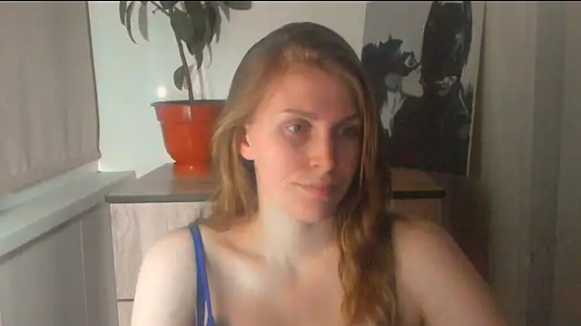 JuliaMuuun online show from 04-04-26, 08:50