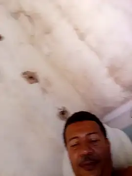 moreno25centimetro online show from 04-18-26, 06:01