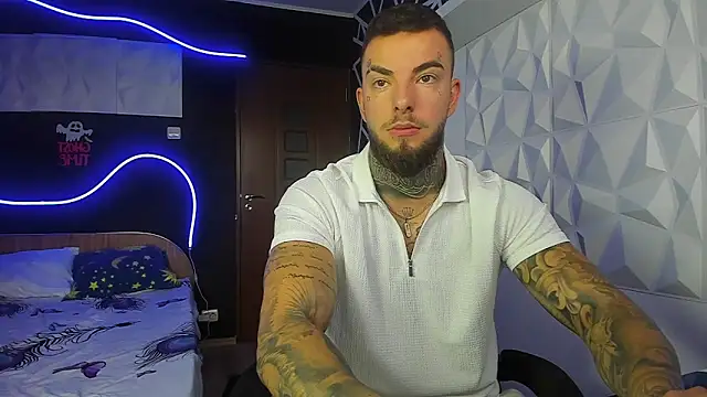 Snapshot of Chrisjordan66 chatting on 11-06-25, 08:15 Chrisjordan66 online show from 11-06-25, 08:15