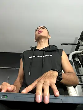 Mister Obsession online show from 10-04-25, 07:34