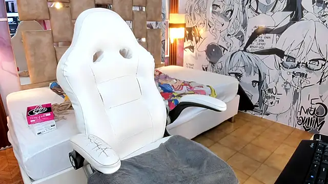 Melody Lolii online show from 04-16-26, 09:39