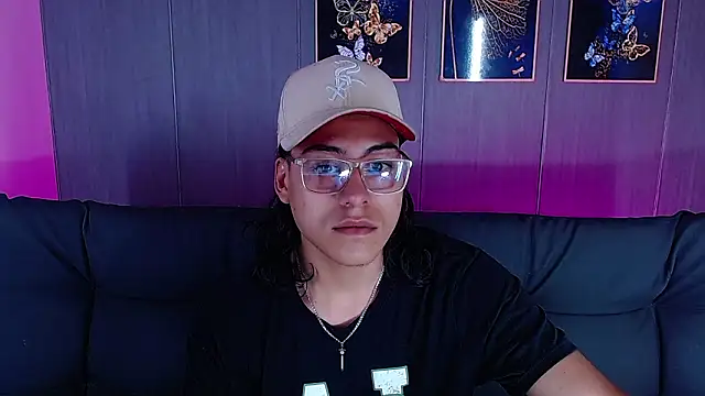 Snapshot of dirty_model chatting on 02-16-26, 09:44 dirty model online show from 02-16-26, 09:44