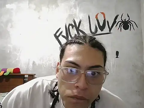 Snapshot of dirty_model chatting on 03-14-26, 04:18 dirty model online show from 03-14-26, 04:18