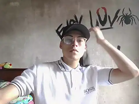 Snapshot of dirty_model chatting on 04-15-26, 10:32 dirty model online show from 04-15-26, 10:32