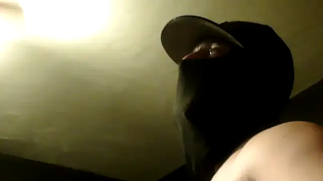 Snapshot of N3V3RPANIC@xh chatting on 06-14-26, 06:15 N3V3RPANICxh online show from 06-14-26, 06:15
