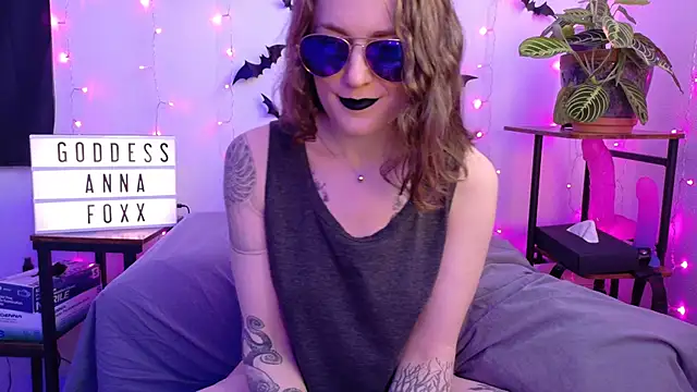 mistressannafoxx online show from 04-10-26, 09:19