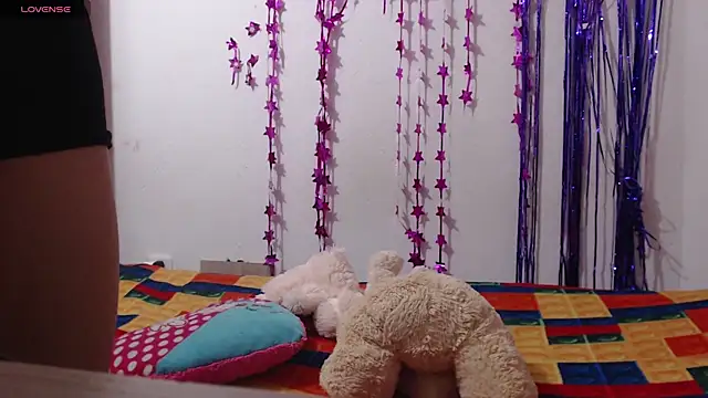 toxic sweet  online show from 04-04-26, 05:06