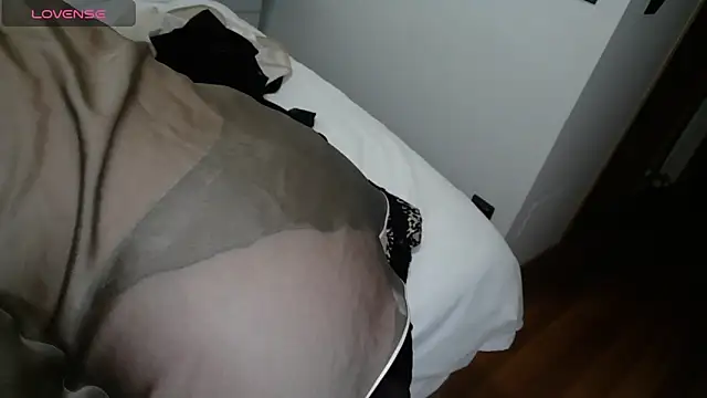 paulaSTendhal online show from 02-05-26, 02:16