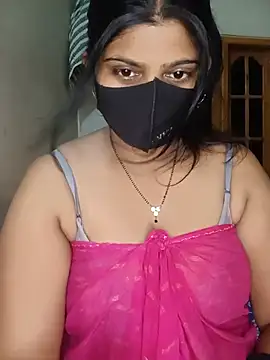 Snapshot of reena502 chatting on 05-22-26, 12:18 reena502 online show from 05-22-26, 12:18