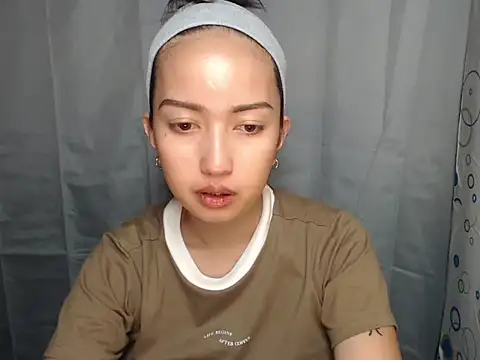 Snapshot of Soft_Angel8 chatting on 03-24-26, 07:46 Soft Angel8 online show from 03-24-26, 07:46