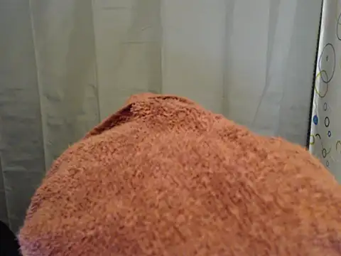 Snapshot of Soft_Angel8 chatting on 04-03-26, 05:27 Soft Angel8 online show from 04-03-26, 05:27